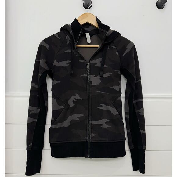 Athleta Jackets & Blazers - Women’s Athleta Triumph Printed Hoodie Jacket, Camo SIZE XXS